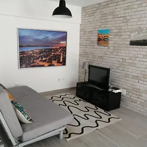 Paradise Space Algés
